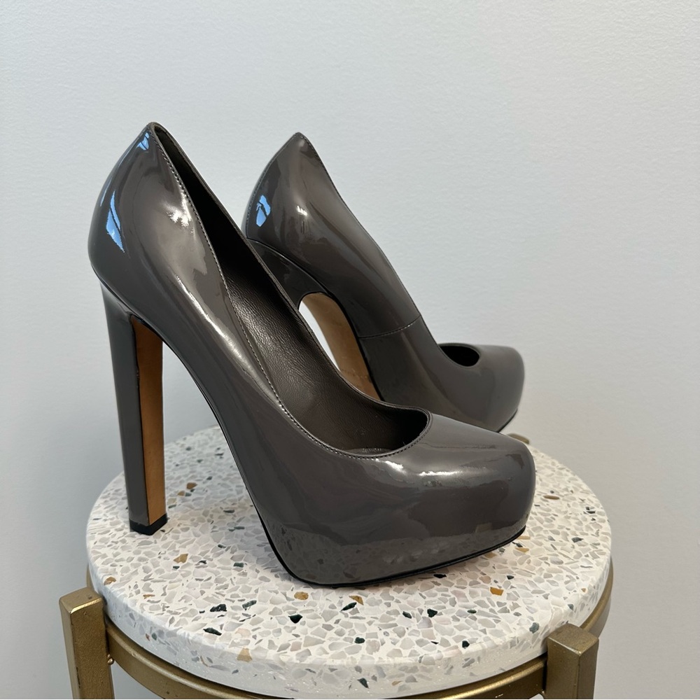 Brian Atwood Platform Dark Gray Patent Leather Block 4.5” Heels Women’s 37.5